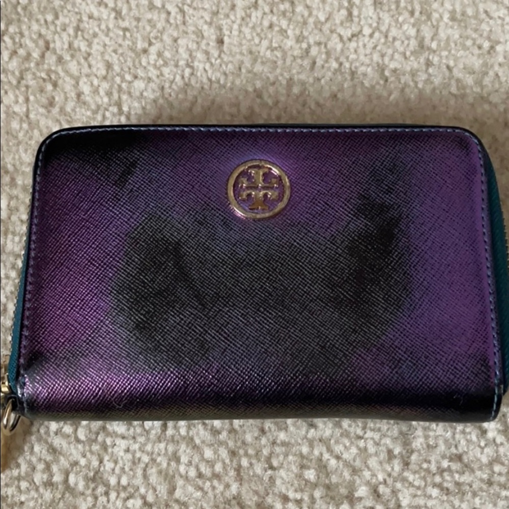 Lot of Tory Burch wallet/wristlet